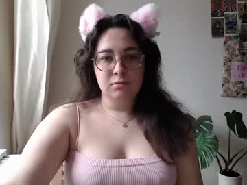 You_Aurora Chaturbate stream image from May 01, 2025