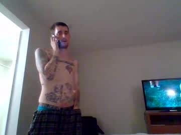Hellpeach444 Chaturbate stream image from May 01, 2025