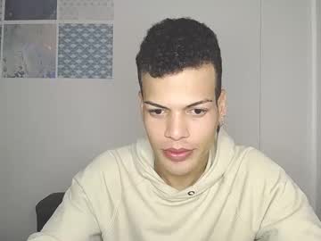 Juicy_Boy22 Chaturbate stream image from May 01, 2025