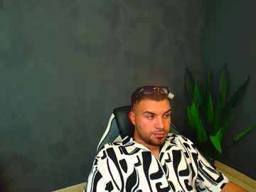 Gavin_Wood Chaturbate stream image from May 01, 2025