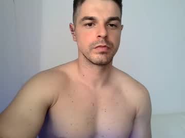 Irennetwo Chaturbate stream image from May 01, 2025