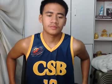 Canyoubemine143 Chaturbate stream image from May 01, 2025