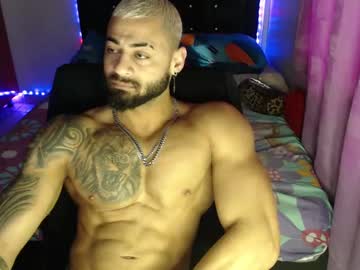 Sexybody3224 Chaturbate stream image from May 01, 2025