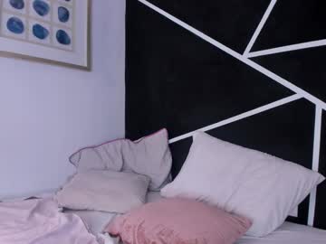 Anthonela_Rios Chaturbate stream image from May 01, 2025