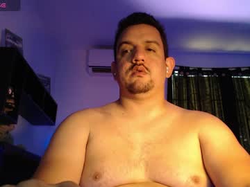 Beararthur2 Chaturbate stream image from May 01, 2025