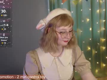 Annebois Chaturbate stream image from May 01, 2025