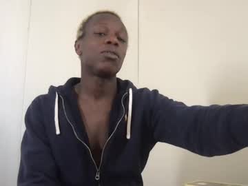 Hardylamour Chaturbate stream image from May 01, 2025