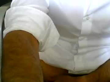 Jim28310 Chaturbate stream image from May 01, 2025