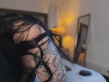 Linaa_Rosse Chaturbate stream image from May 01, 2025