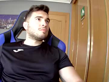 Cremon3 Chaturbate stream image from May 01, 2025