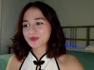 Emilia_B Chaturbate stream image from May 01, 2025