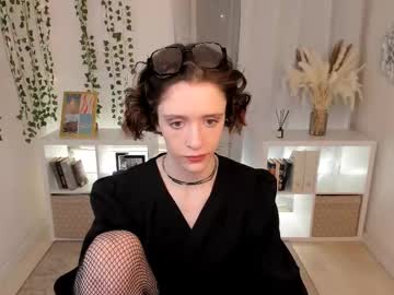 Francesca_L Chaturbate stream image from May 01, 2025