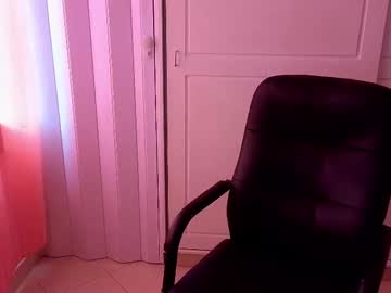 Katherinepeti Chaturbate stream image from May 01, 2025