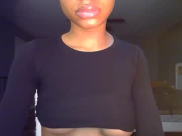 Mewxia3 Chaturbate stream image from May 01, 2025