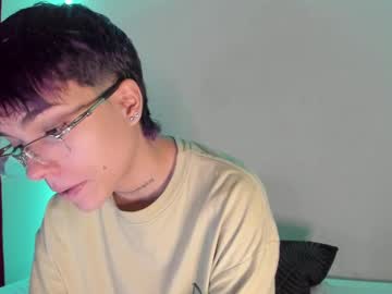 Submissive_Boyy_ Chaturbate stream image from May 01, 2025