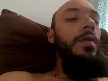 Travwill24 Chaturbate stream image from May 01, 2025