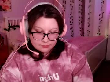 Onimoon Chaturbate stream image from May 01, 2025