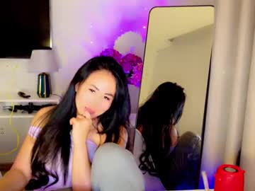 Asianqueen777ohmi Chaturbate stream image from May 01, 2025