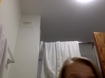 Brookiescookies87 Chaturbate stream image from May 01, 2025
