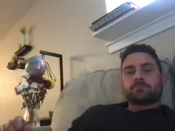 Mrthickly818 Chaturbate stream image from May 01, 2025