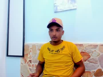 Markk_Scott Chaturbate stream image from May 01, 2025