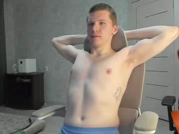 Pirremeow Chaturbate stream image from May 01, 2025