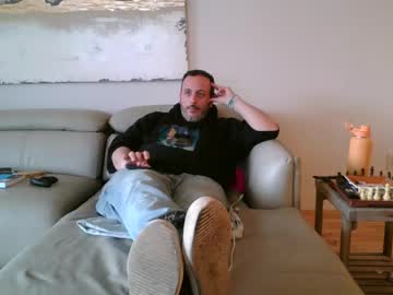 Nassobout Chaturbate stream image from May 01, 2025