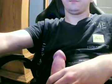 Cuteboy090 Chaturbate stream image from May 01, 2025