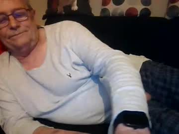 Jyarthur01750 Chaturbate stream image from May 01, 2025