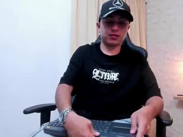 Dan__Logan Chaturbate stream image from May 02, 2025