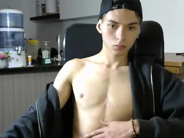 Kelasir Chaturbate stream image from May 02, 2025