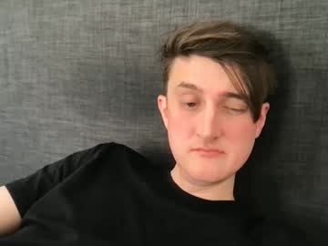Emotionalmotionsickness Chaturbate stream image from May 02, 2025