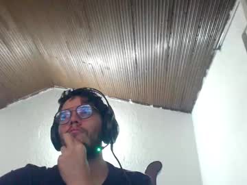 Felipecalderon27 Chaturbate stream image from May 02, 2025