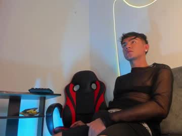 Steven_Baby69 Chaturbate stream image from May 02, 2025