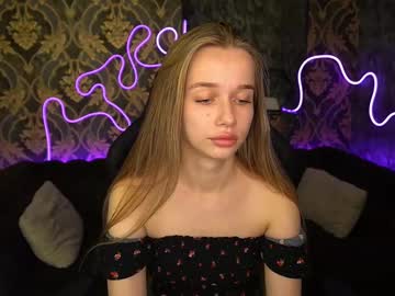 Lunaabliss Chaturbate stream image from May 02, 2025
