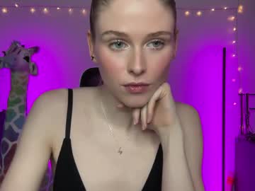 Shadebabe Chaturbate stream image from May 02, 2025