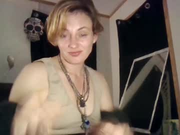 Derbycitygirl Chaturbate stream image from May 02, 2025