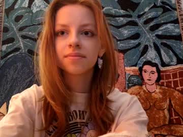 Eastereade Chaturbate stream image from May 02, 2025