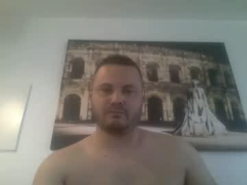 Guigui12520 Chaturbate stream image from May 02, 2025