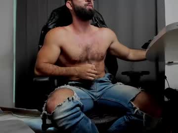 Liamaesthetic Chaturbate stream image from May 02, 2025