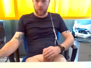 Madmat_ Chaturbate stream image from May 02, 2025