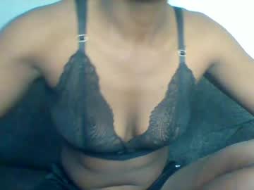 Chocolate_Candy1 Chaturbate stream image from May 02, 2025