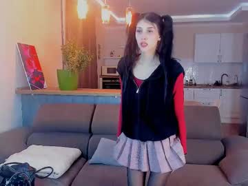 Philomenacleeton Chaturbate stream image from May 02, 2025