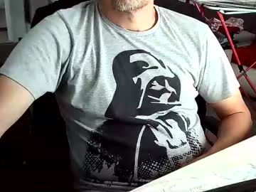 Tomtom02029 Chaturbate stream image from May 02, 2025