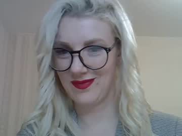 Carry_341 Chaturbate stream image from May 02, 2025