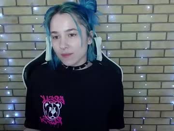 Evaa_Blackberry Chaturbate stream image from May 02, 2025
