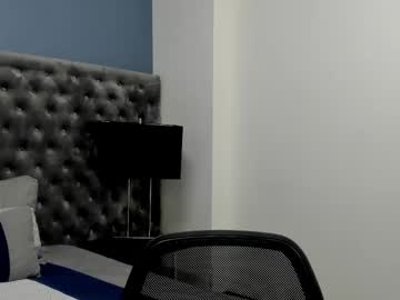 Louis_Dumont Chaturbate stream image from May 02, 2025