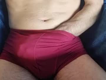 Trikualove Chaturbate stream image from May 02, 2025