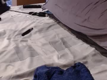 Rainbowsarehere Chaturbate stream image from May 02, 2025
