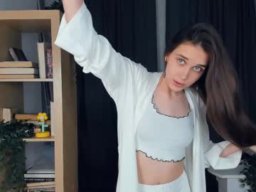 B3rrymo0d Chaturbate stream image from May 02, 2025